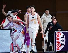 aoa体育官网登录-南特走出低迷，齐心协力全队团结一致豪取三分的简单介绍
